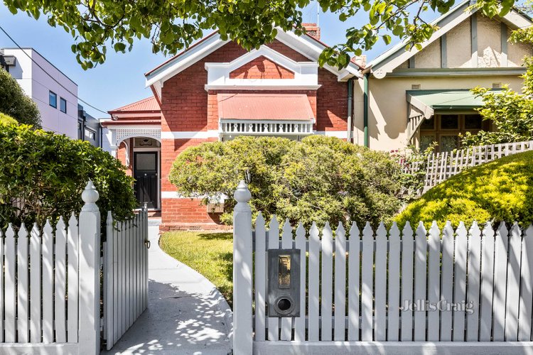 13 Normanby Avenue Thornbury 3071