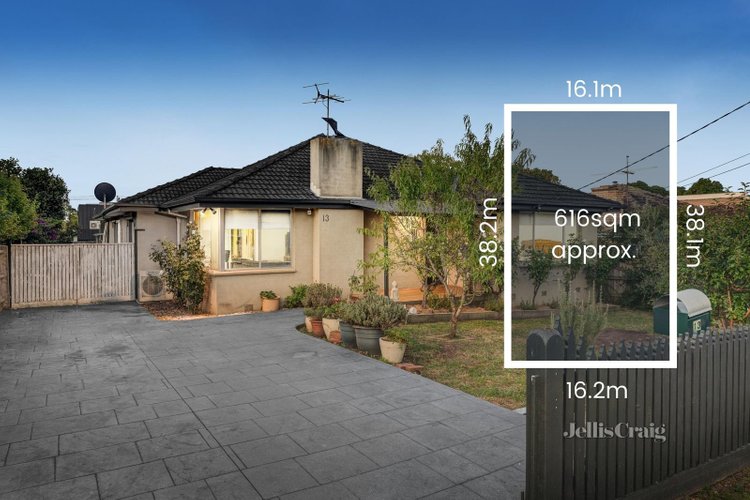 13 Raleigh Street Blackburn South 3130