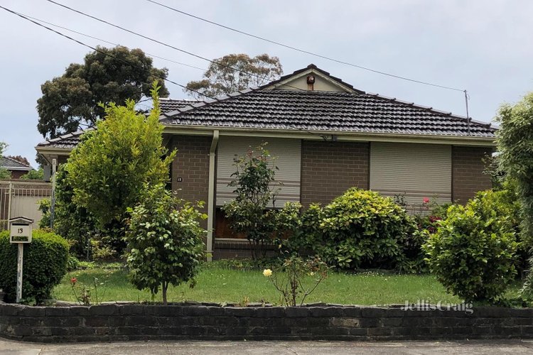 13 Robert Street Burwood East 3151