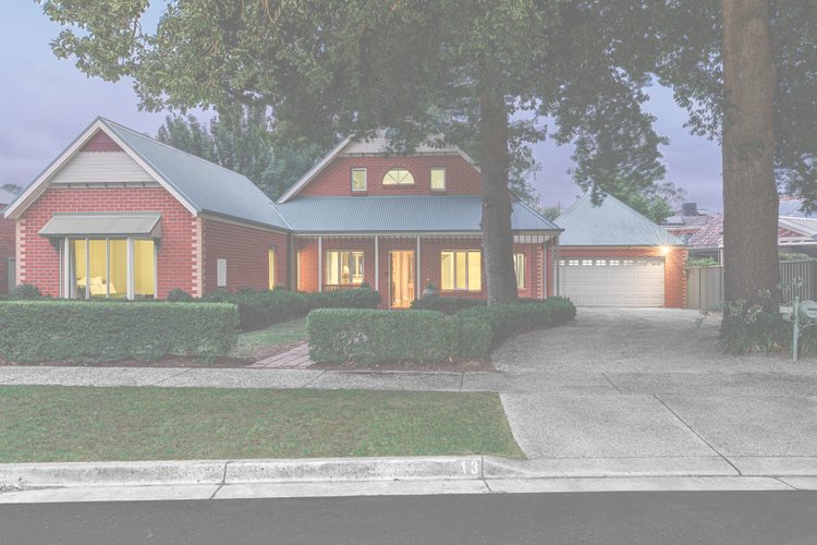 13 Saint Glens Way  Lake Gardens 3355
