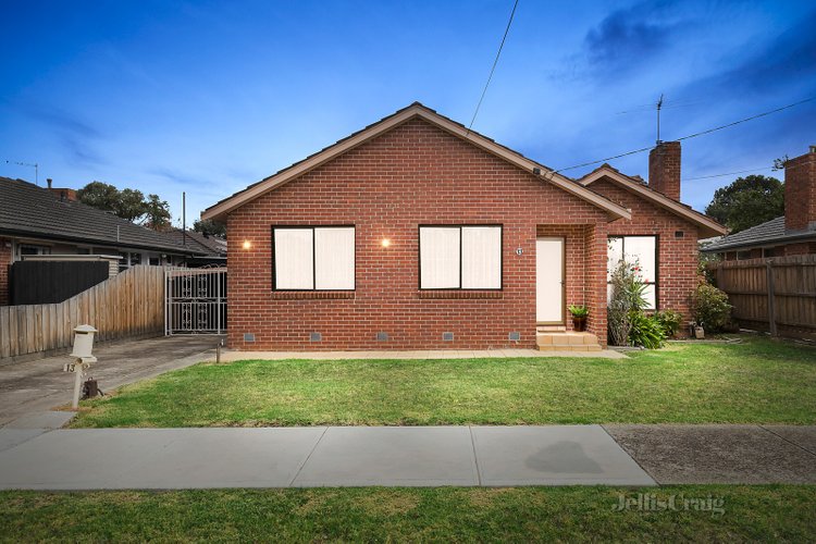 13 Setani Crescent Heidelberg West 3081