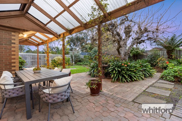 13 Tanunda Grove, Belmont