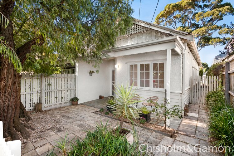 13 Thackeray Street Elwood 3184