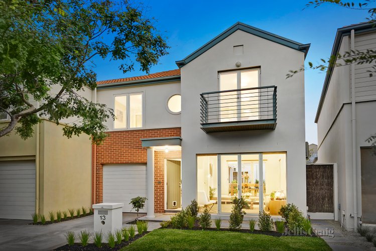 13 The Cove Port Melbourne 3207