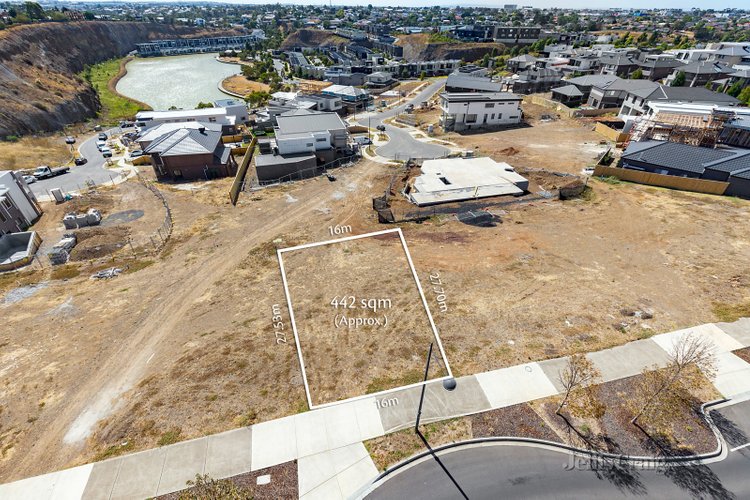 13 Valley Lake Boulevard Keilor East 3033