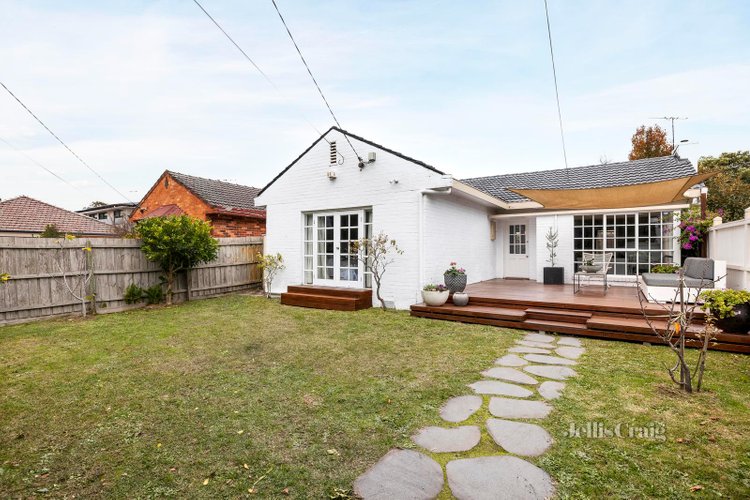 1 3 Victory Street Murrumbeena 3163