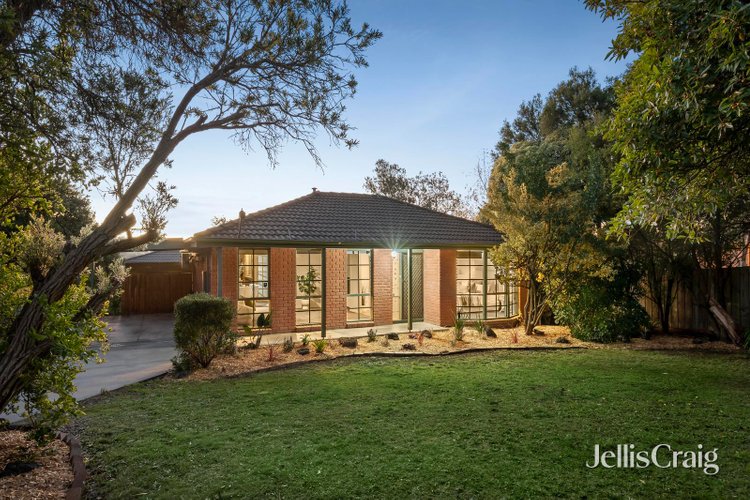 1 3 Wallace Way Mooroolbark 3138