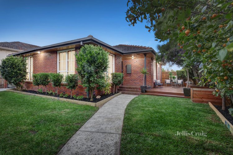 13 Whitmuir Road Bentleigh 3204