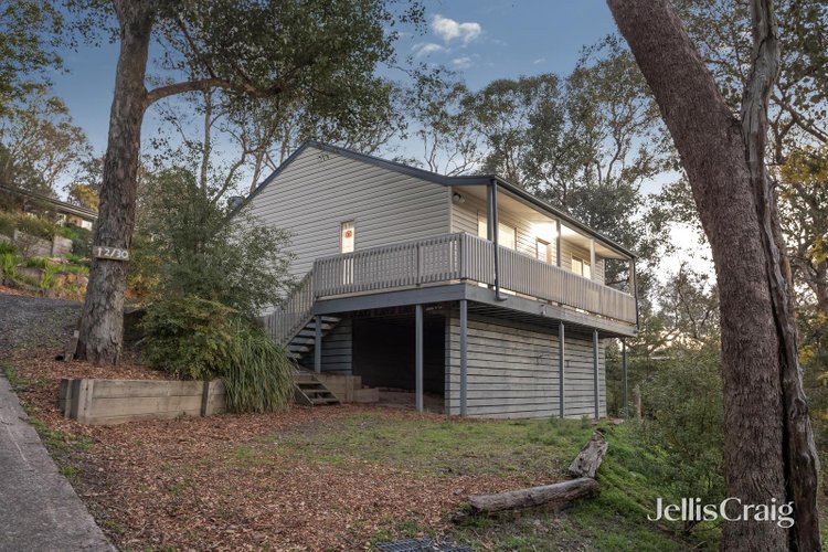 1 30 Daphne Crescent Hurstbridge 3099