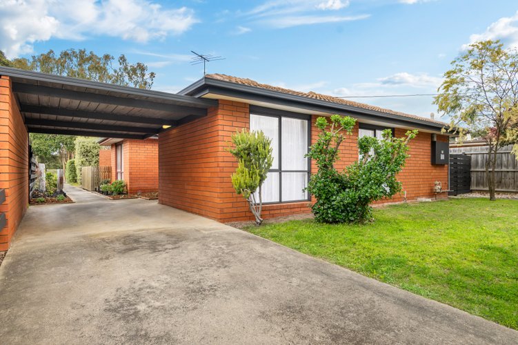 1/30 Matlock Street  Herne Hill 3218