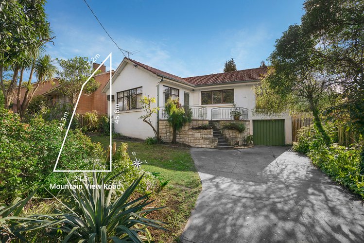 130 Mountain View Road Balwyn North 3104