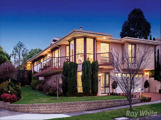 1 305 Gallaghers Road Glen Waverley 3150