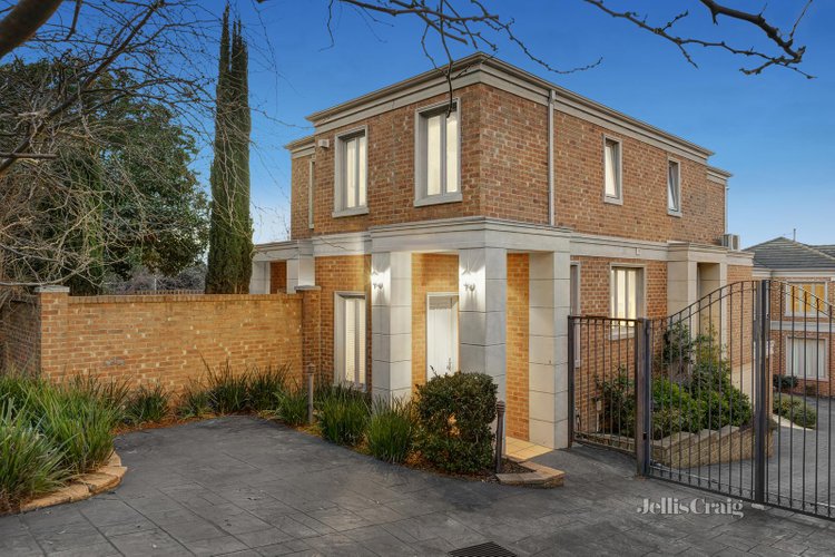 1 31-33 Serpells Road Templestowe 3106