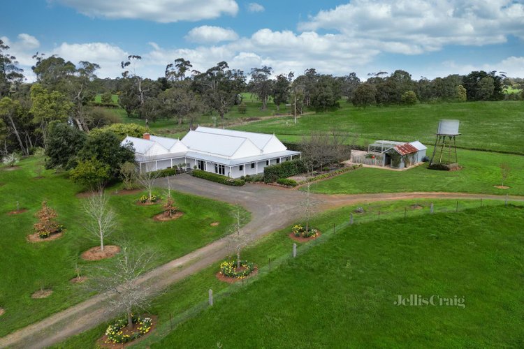 131 Rippers Lane Trentham East 3458