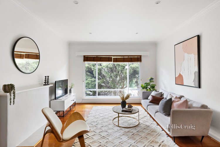 13 129 Kambrook Road Caulfield North 3161