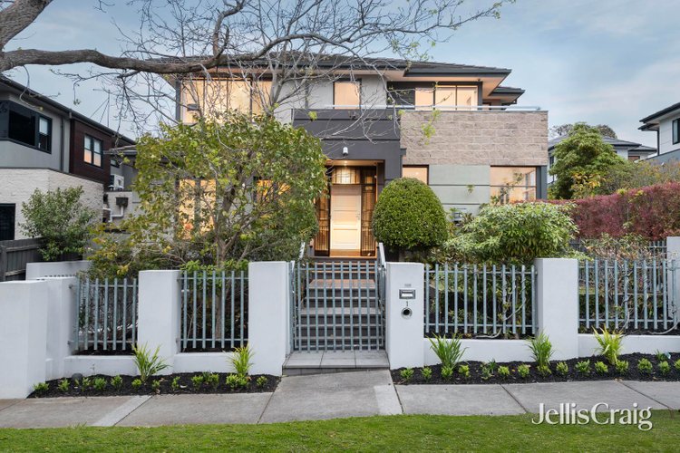 1 32 Donna Buang Street Camberwell 3124