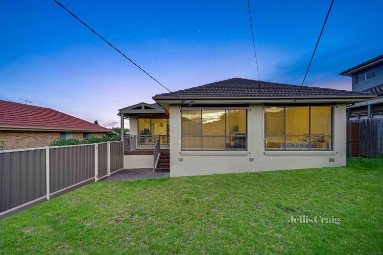 1 32 Parkinson Street Mount Waverley 3149