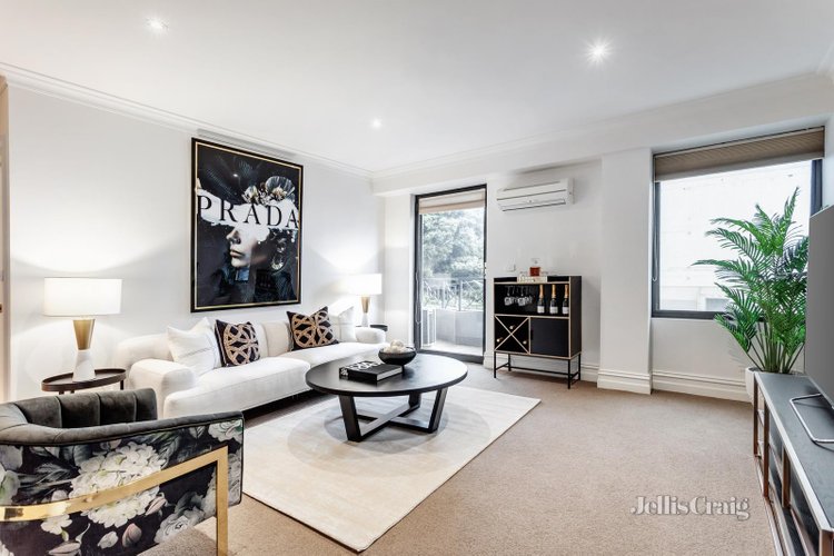 1 320 Toorak Road South Yarra 3141