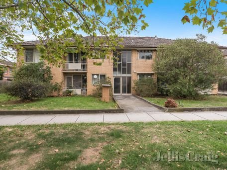 13/24 Dunoon Street Murrumbeena 3163