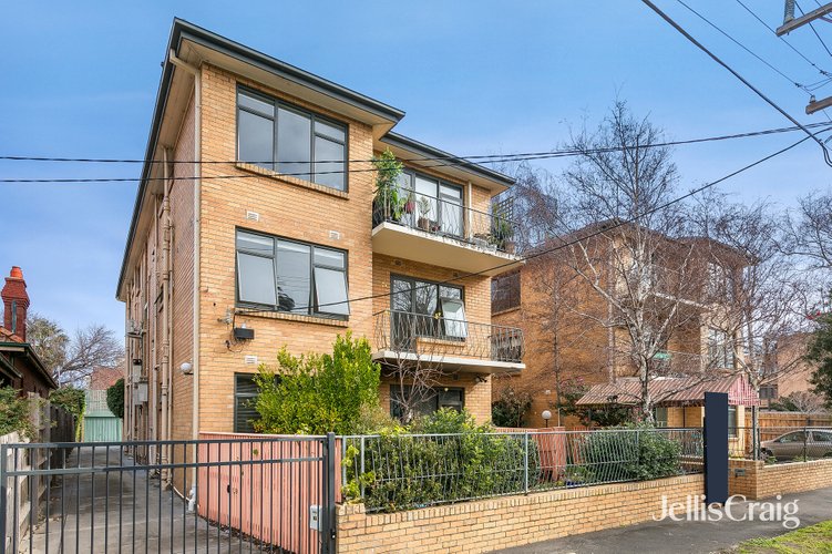 13/29 Spenser Street St Kilda 3182