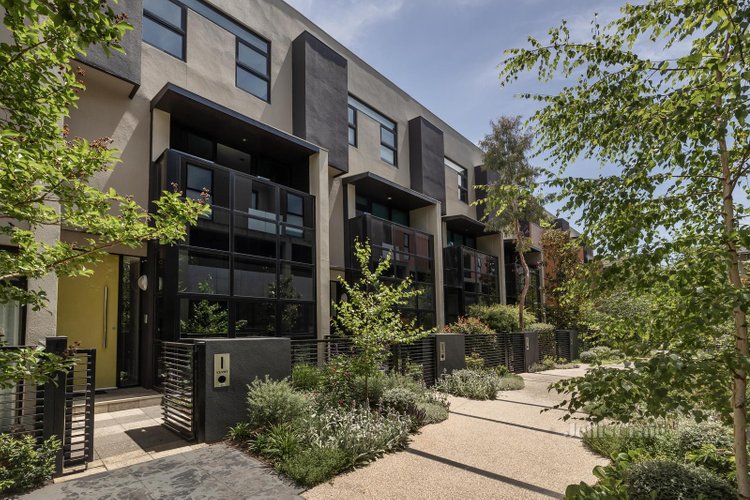 13 297 Dorcas Street South Melbourne 3205