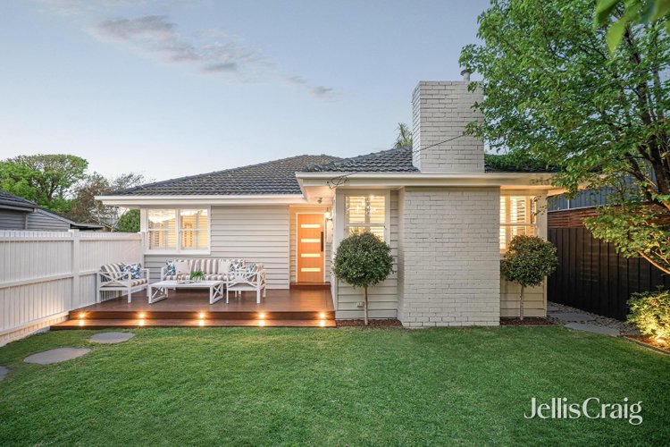 1 33 Munro Avenue Edithvale 3196
