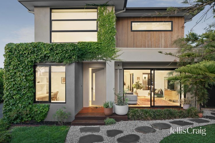 1 33 Sunderland Avenue Ashburton 3147