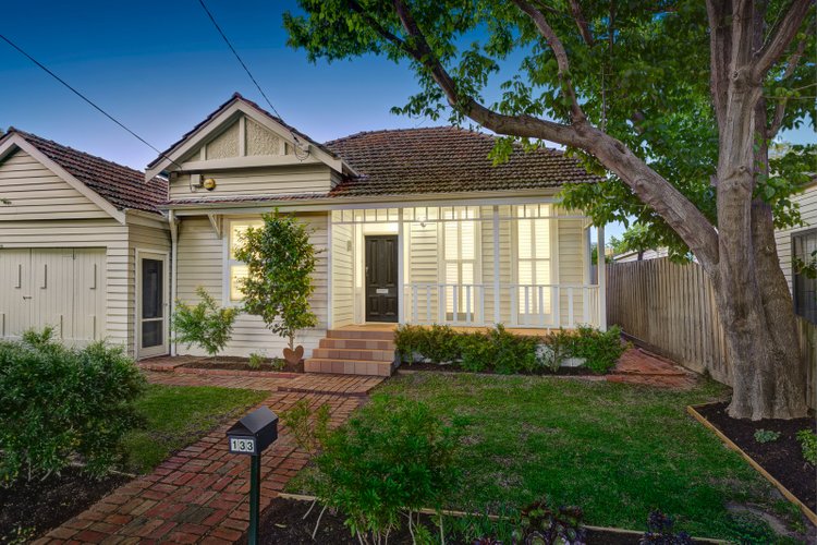 133 Windsor Crescent Mont Albert 3127