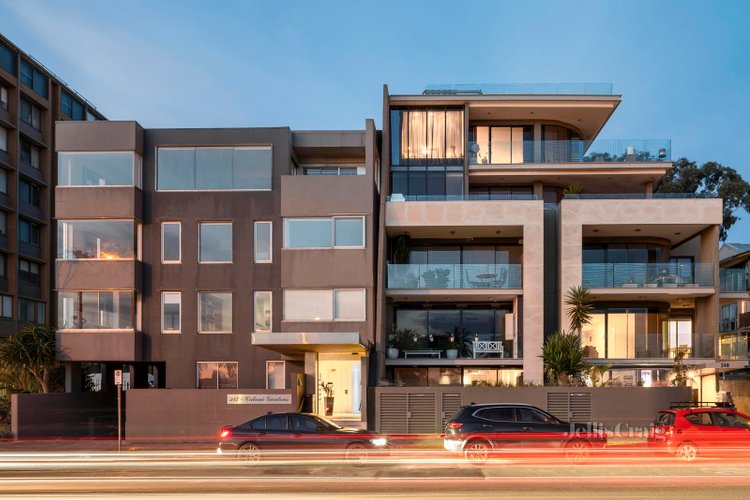13 347 Beaconsfield Parade St Kilda West 3182