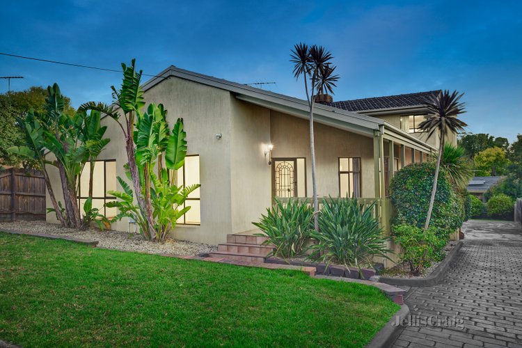 1/34 Darbyshire Road Mount Waverley 3149