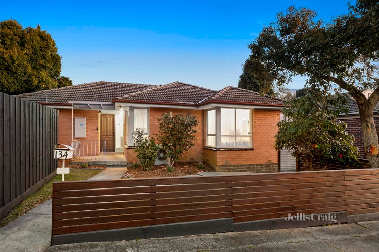 134 Mahoneys Road Forest Hill 3131