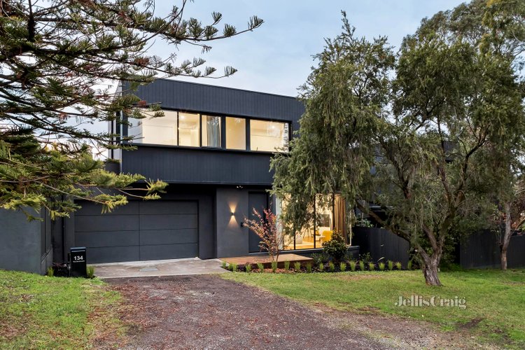 134 The Boulevard Ivanhoe East 3079