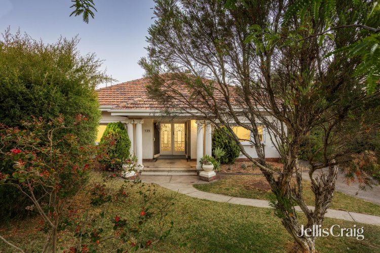 135 Maltravers Road Ivanhoe 3079