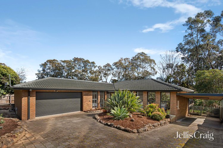 135 Rolling Hills Road Chirnside Park 3116