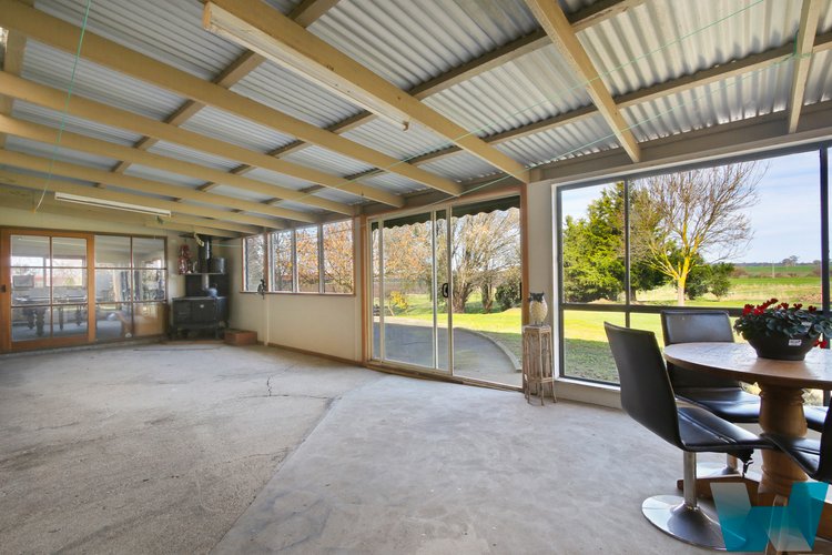 135 Woodglen Road, Woodglen