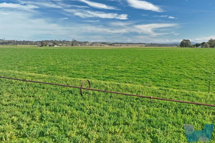 135 Woodglen Road, Woodglen