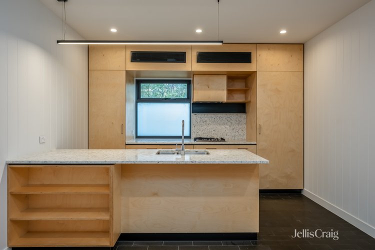 13/52 Clyde Street Thornbury 3071