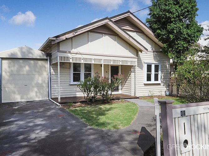 1 36-38 Bradley Street Newport 3015