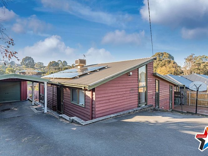 136 Manchester Road Mooroolbark 3138