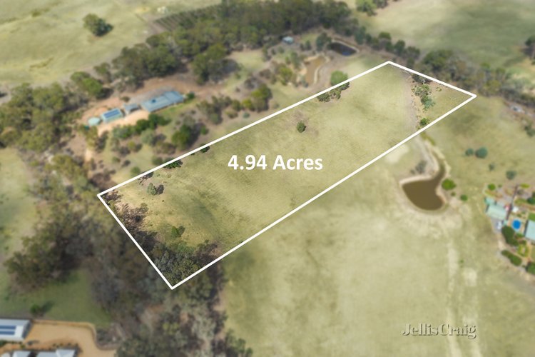 137 Carrs Road Barkers Creek 3451