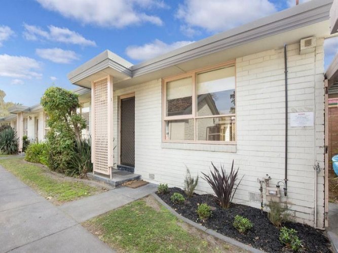 1 37 Grice Crescent Essendon 3040