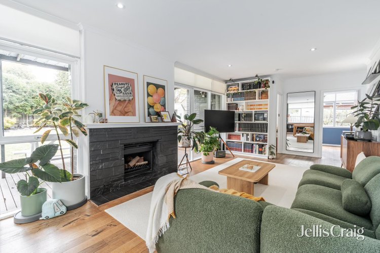 1 37 Lemana Crescent Mount Waverley 3149