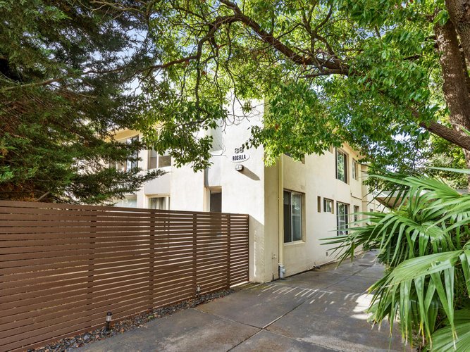 1 38 Rosella Street Murrumbeena 3163