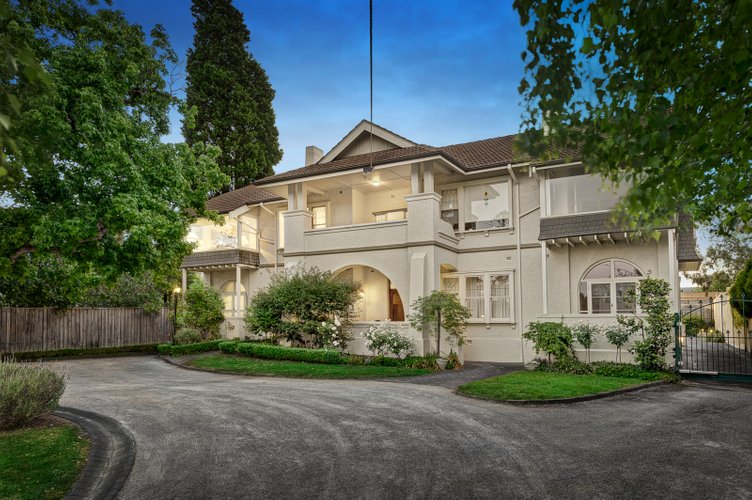 1/383 Glenferrie Road Malvern 3144