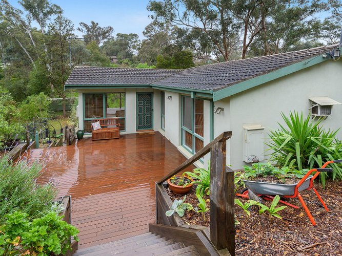 139 Meander Road Hurstbridge 3099