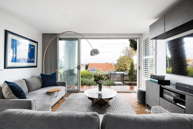 1 390 Upper Heidelberg Road Ivanhoe 3079