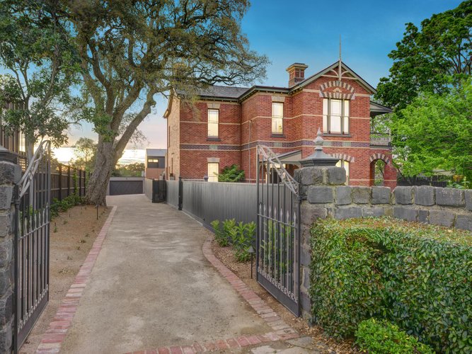 13A Poath Road Murrumbeena 3163