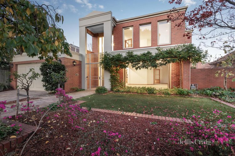14 Avenue Athol  Canterbury 3126