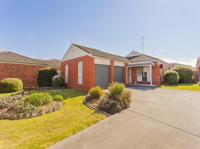 1/4 Binbrook Court, Highton