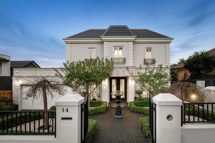 14 Carrathool Street Bulleen 3105